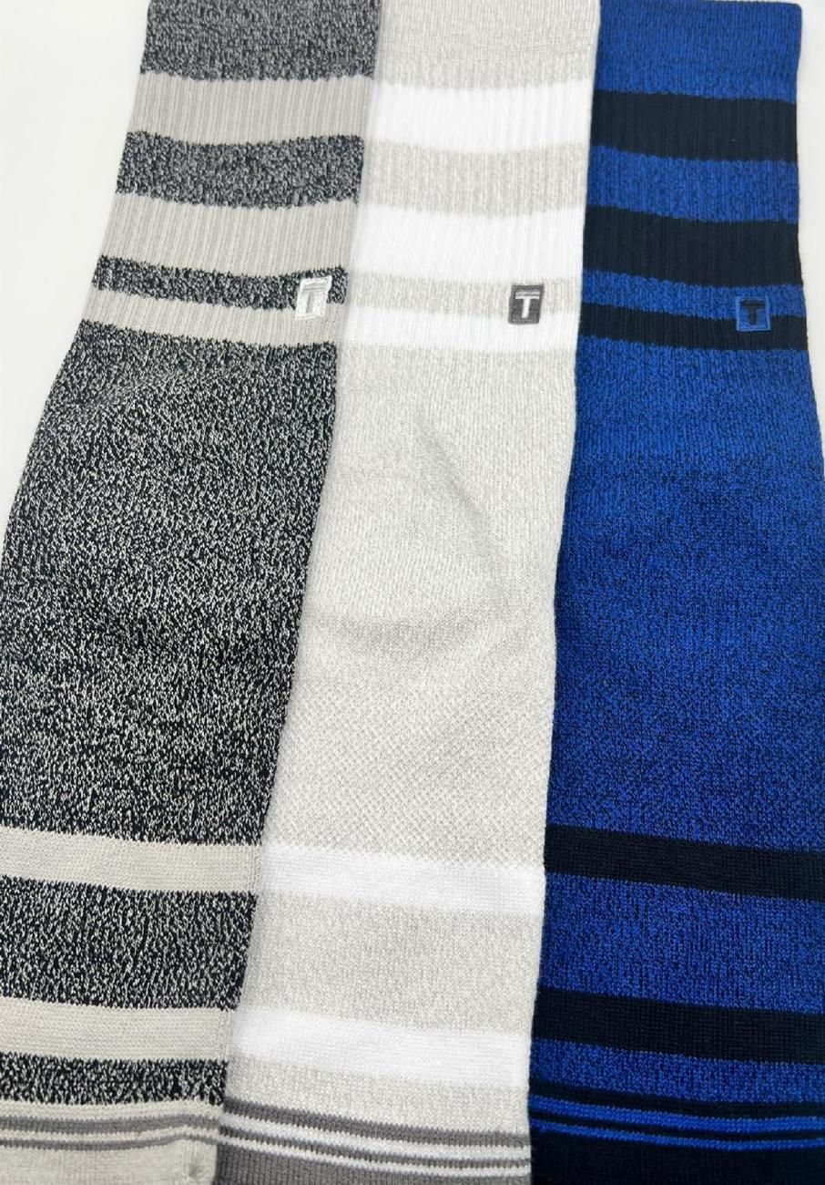TAKIA Sporting socks laid flat